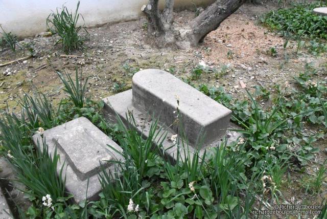 Tombe sans nom